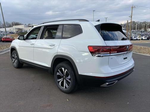 2025 Volkswagen Atlas 2.0T SE