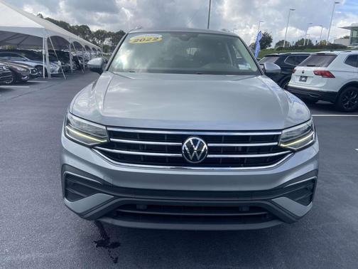 2022 Volkswagen Tiguan 2.0T SE