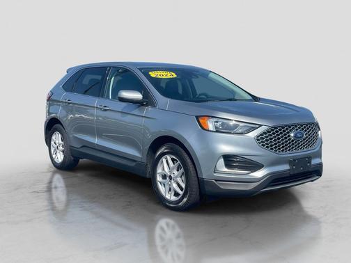 Iconic Silver Metallic 2024 Ford Edge SEL