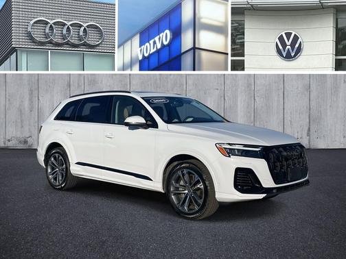 2025 Audi Q7 45 Premium