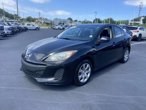 2013 Mazda Mazda3 i Sport