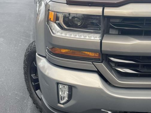 2017 Chevrolet Silverado 1500 2LT