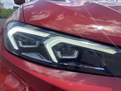 2024 BMW 330 i