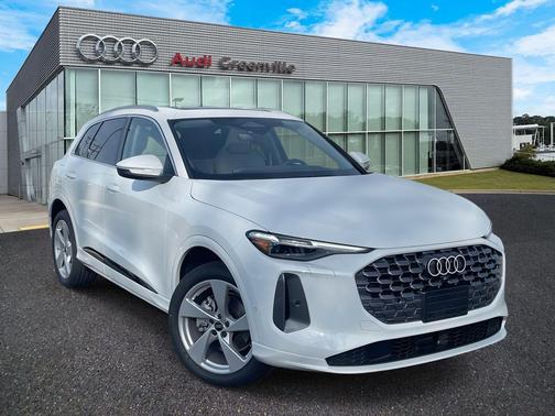 2025 Audi Q5 Premium Plus TFSI quattro S tronic