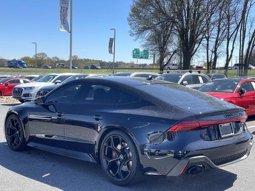 2024 Audi RS 7 4.0T Performance