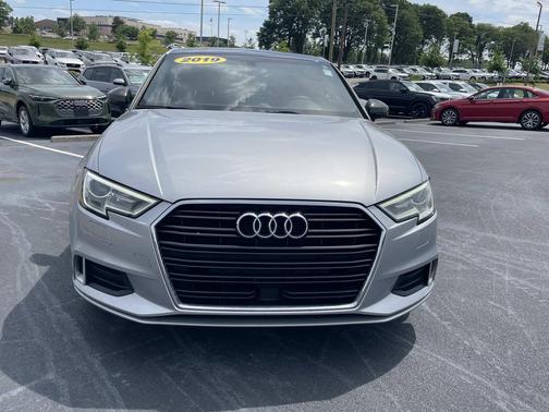 Florett Silver Metallic 2019 Audi A3 Premium