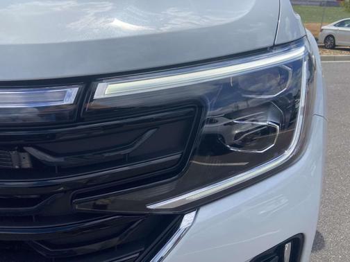 2026 Volkswagen Atlas 2.0T SEL Premium R-Line 4MOTION