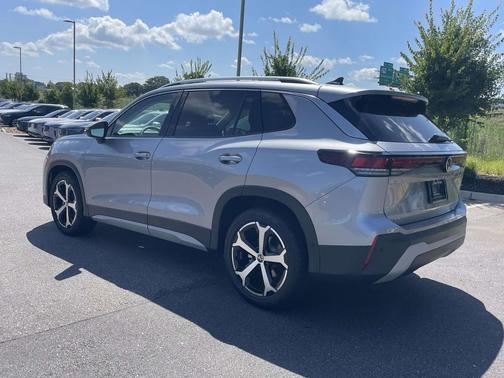 pyrite silver metallic 2026 Volkswagen Tiguan 2.0T SE