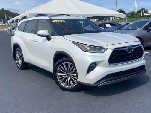 2022 Toyota Highlander Platinum