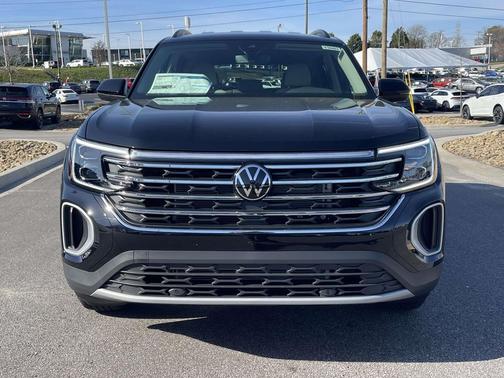 Deep Black Pearl 2026 Volkswagen Atlas 2.0T SE
