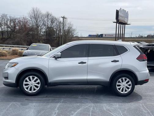2020 Nissan Rogue S