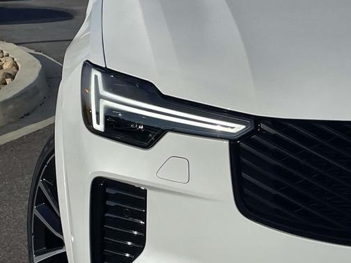 2026 Volvo XC90 Ultra Dark Theme, B6 AWD Gas (mild hybrid), Gasoline, 7 Seats