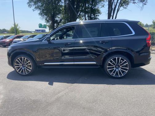 2026 Volvo XC90 B5 Plus 7-Seater