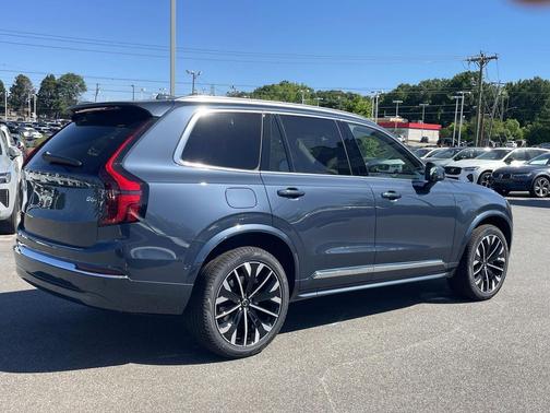 Denim Blue Metallic 2026 Volvo XC90 Ultra, B6 AWD Gas (mild hybrid), Gasoline, Bright, 7 Seats