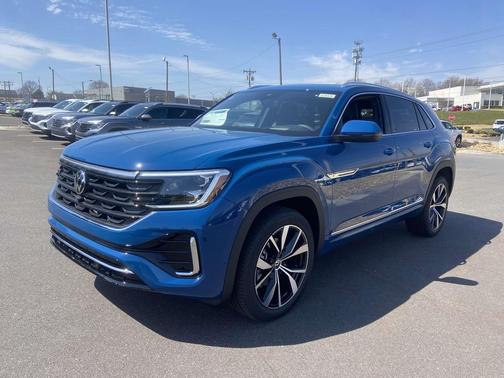 2025 Volkswagen Atlas Cross Sport 2.0T SEL Premium