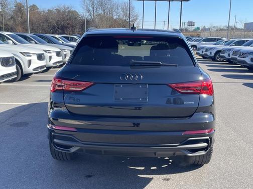 2025 Audi Q3 Premium 45 TFSI S line quattro Tiptronic