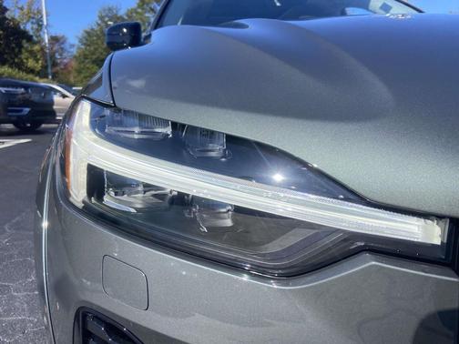 2026 Volvo XC60 Plug-In Hybrid T8 Ultra