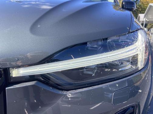 2026 Volvo XC60 Plug-In Hybrid T8 Ultra