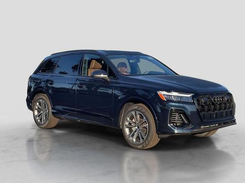 Waitomo Blue Metallic 2026 Audi Q7 45 Premium