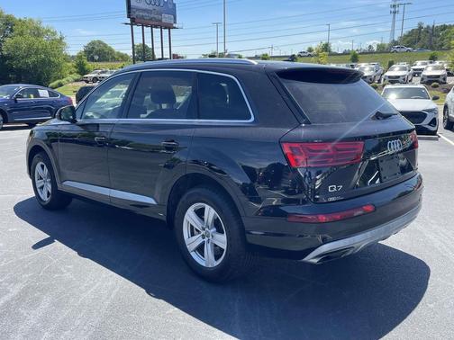 Black 2018 Audi Q7 2.0T Premium Plus