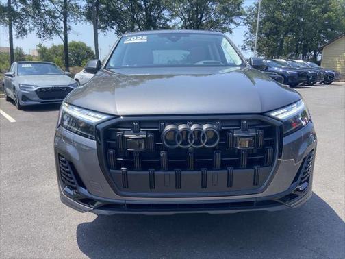 2025 Audi Q7 55 Prestige