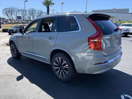 2025 Volvo XC90 Plug-In Hybrid T8 Plus 7-Seater