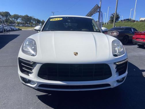 2017 Porsche Macan S