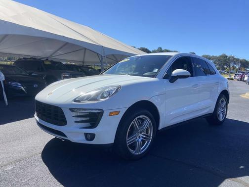 2017 Porsche Macan S