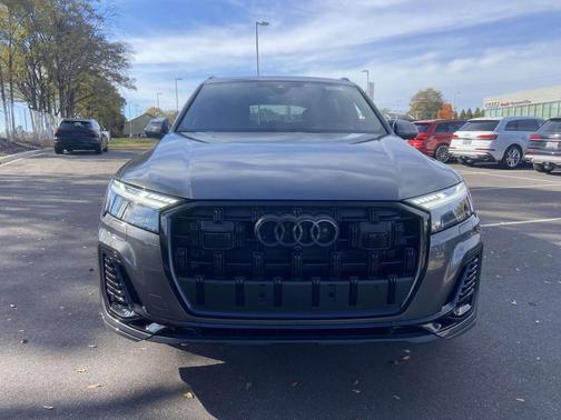 2026 Audi Q7 55 Prestige