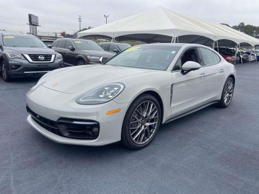 2023 Porsche Panamera 4 Platinum Edition AWD