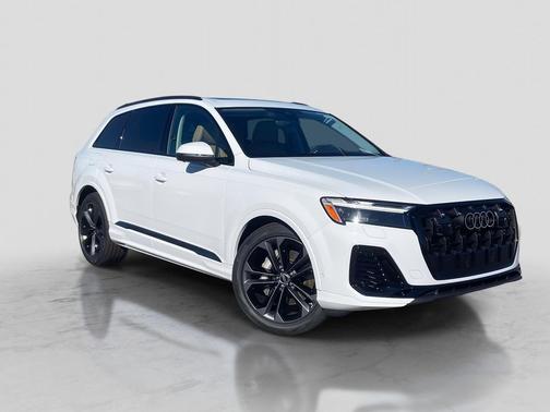 2026 Audi Q7 55 Premium Plus