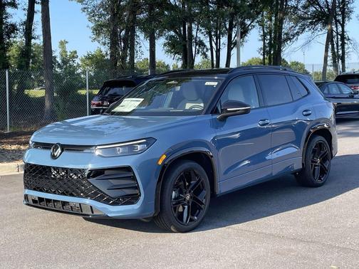 Blue 2026 Volkswagen Tiguan 2.0T SE R-Line Black