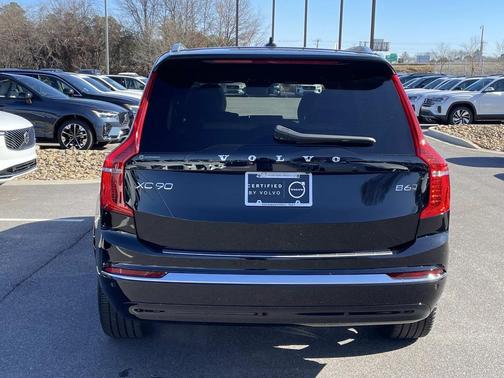 2025 Volvo XC90 B6 Ultra