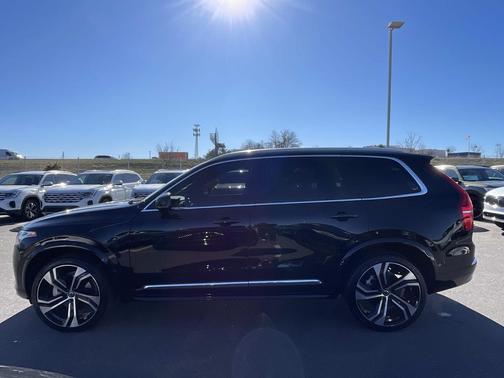 2025 Volvo XC90 B6 Ultra