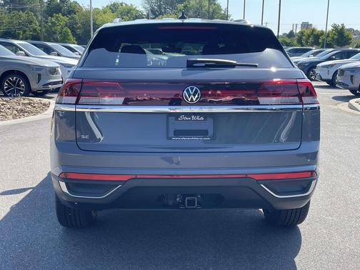 pure gray 2026 Volkswagen Atlas Cross Sport 2.0T SE w/Technology