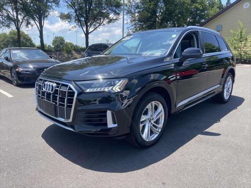 2024 Audi Q7 55 Premium Plus