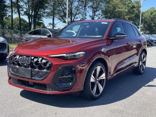 Grenadine Red Metallic 2026 Audi SQ5 3.0T Premium Plus