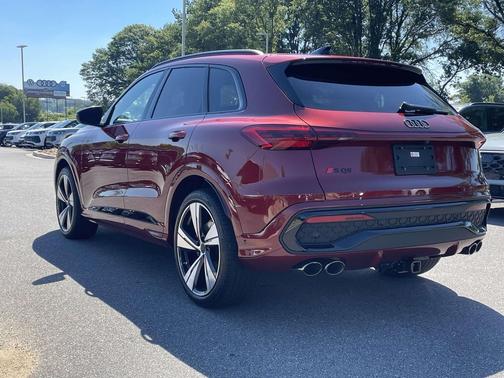Grenadine Red Metallic 2026 Audi SQ5 3.0T Premium Plus