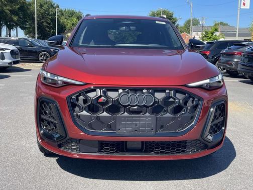 Grenadine Red Metallic 2026 Audi SQ5 3.0T Premium Plus