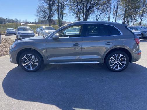 2023 Audi Q5 45 S line Premium Plus
