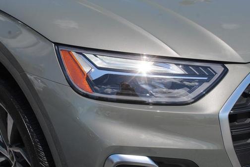 2023 Audi Q5 45 S line Premium Plus