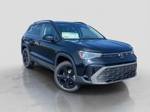 2025 Volkswagen Taos 1.5T SE Black