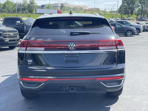 2024 Volkswagen Atlas Cross Sport 2.0T SE w/Technology