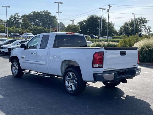 Summit White 2013 GMC Sierra 1500 SLE1