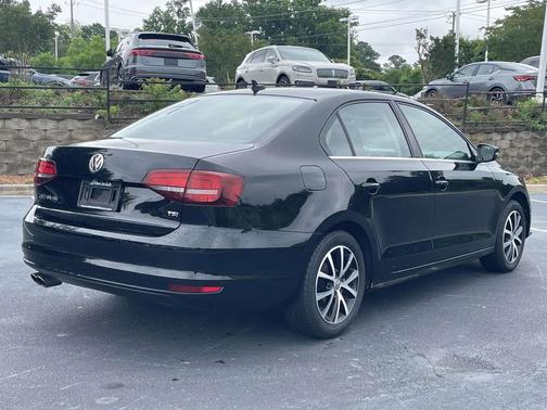 Black 2017 Volkswagen Jetta 1.4T SE