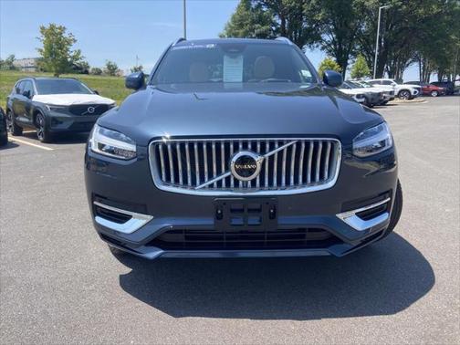 2025 Volvo XC90 Plug-In Hybrid T8 Ultra 7-Seater