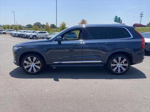 2025 Volvo XC90 Plug-In Hybrid T8 Ultra 7-Seater