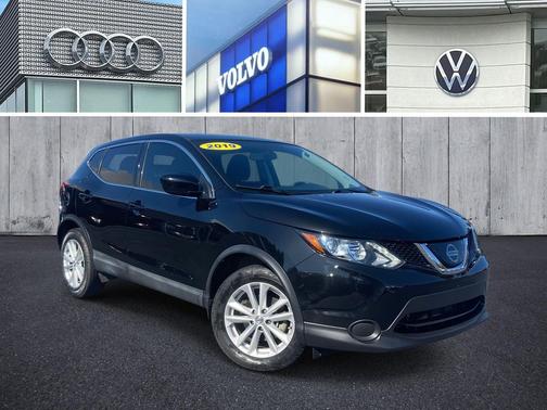 2019 Nissan Rogue Sport S