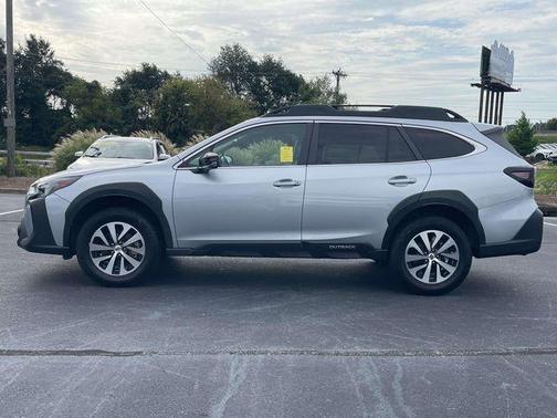 Ice Silver Metallic 2024 Subaru Outback Premium