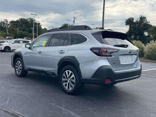 Ice Silver Metallic 2024 Subaru Outback Premium